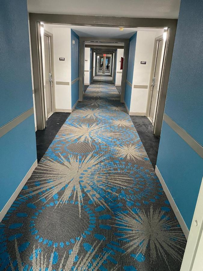Days Inn By Wyndham Waco University Area Kültér fotó