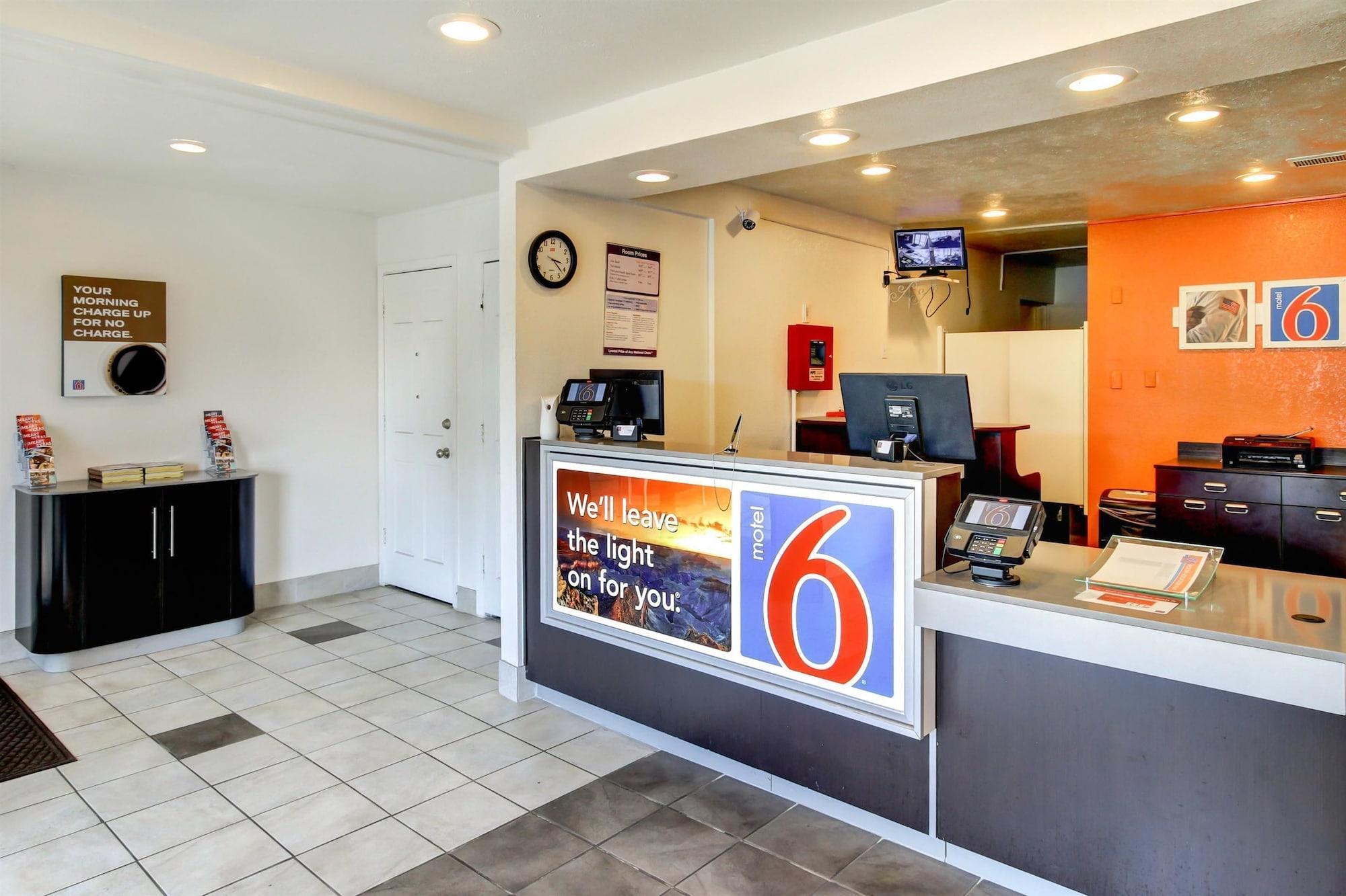 Days Inn By Wyndham Waco University Area Kültér fotó