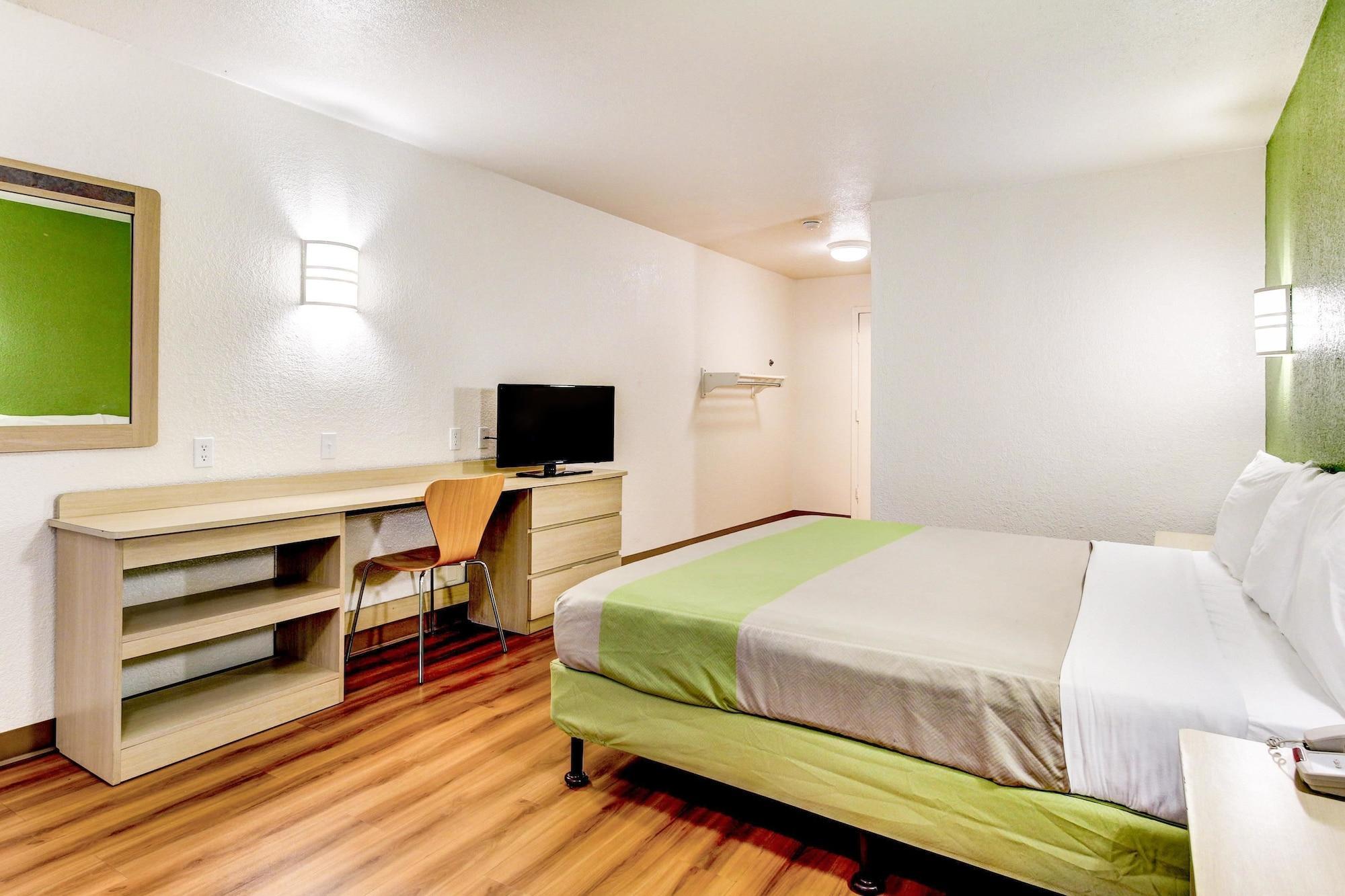 Days Inn By Wyndham Waco University Area Kültér fotó