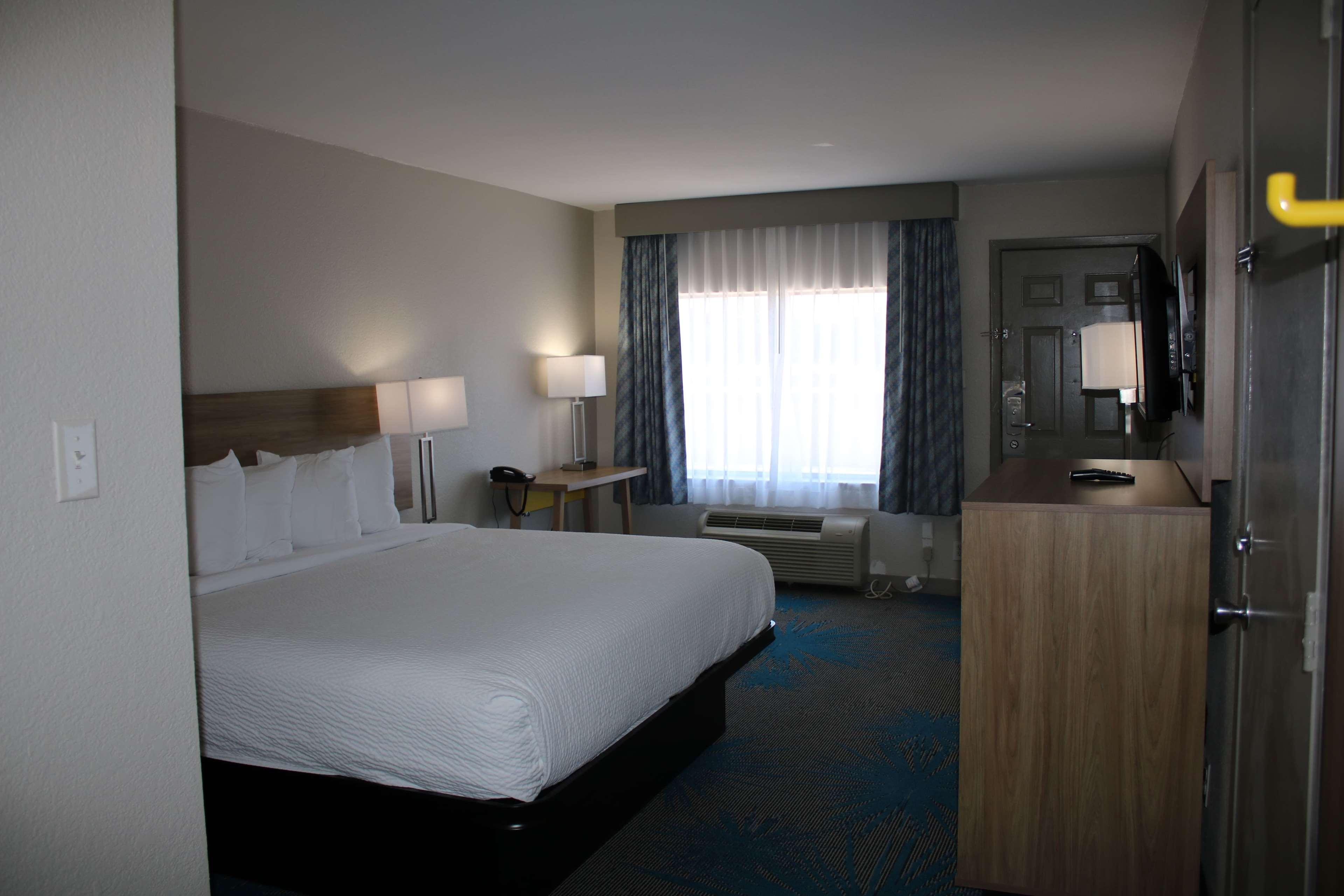Days Inn By Wyndham Waco University Area Kültér fotó