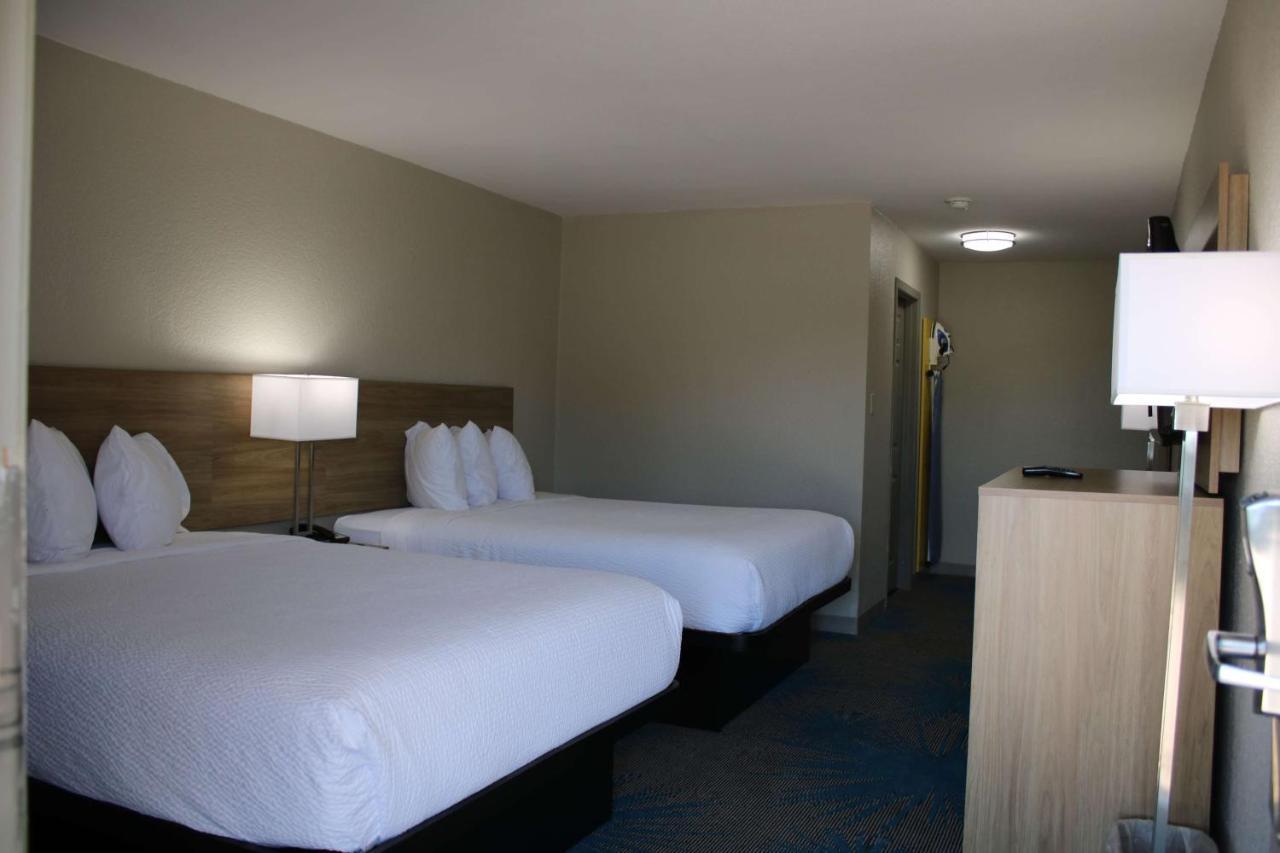 Days Inn By Wyndham Waco University Area Kültér fotó
